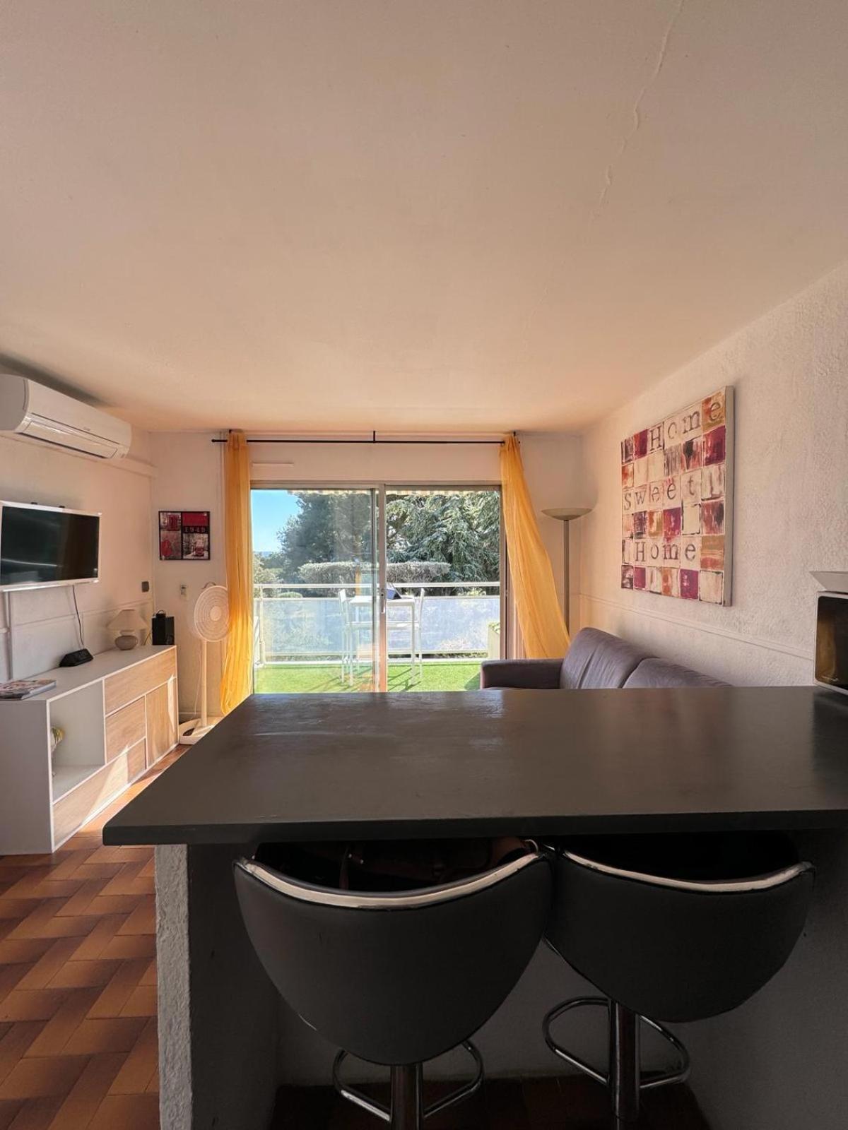 Beau Studio Climatise Face A La Mer La Ciotat Zewnętrze zdjęcie